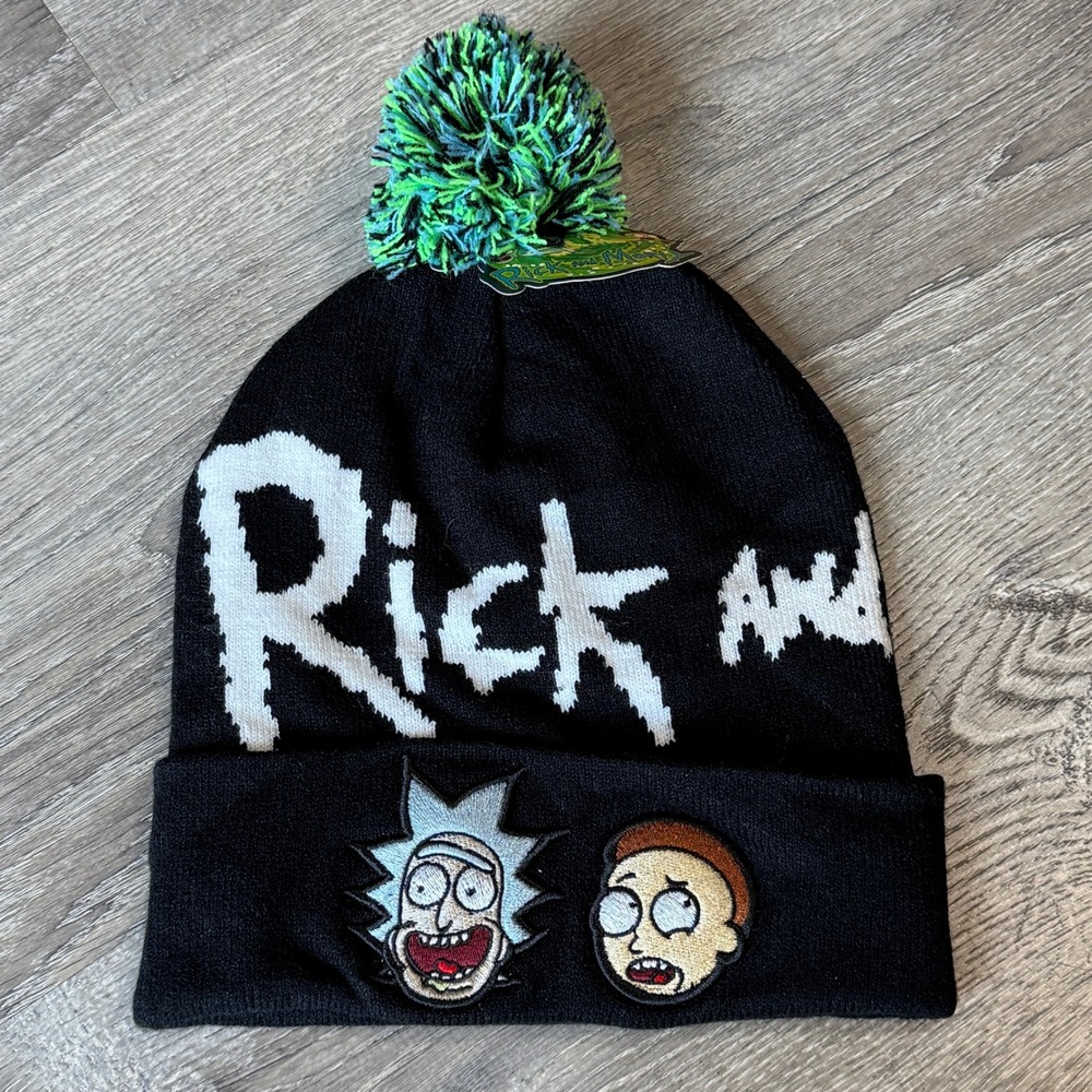 Rick and Morty Adult Swim Graphic T-Shirt 3XL and NEW Pom Beanie Hat Bundle Set